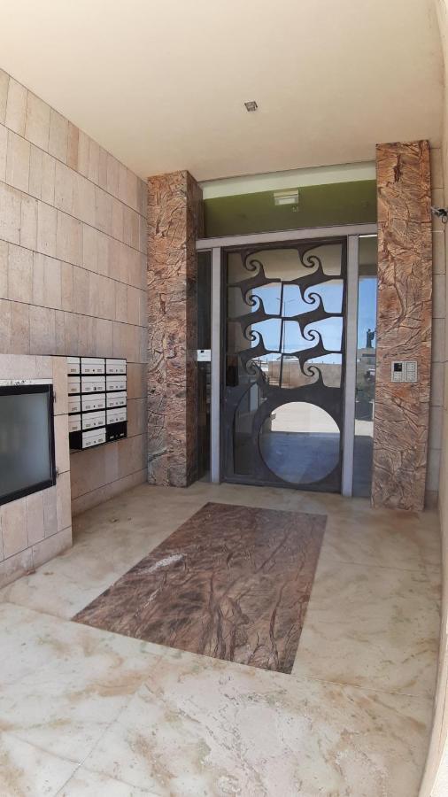 Potato Beach Apartment At Beach Front & Sea View 拉哥斯 外观 照片