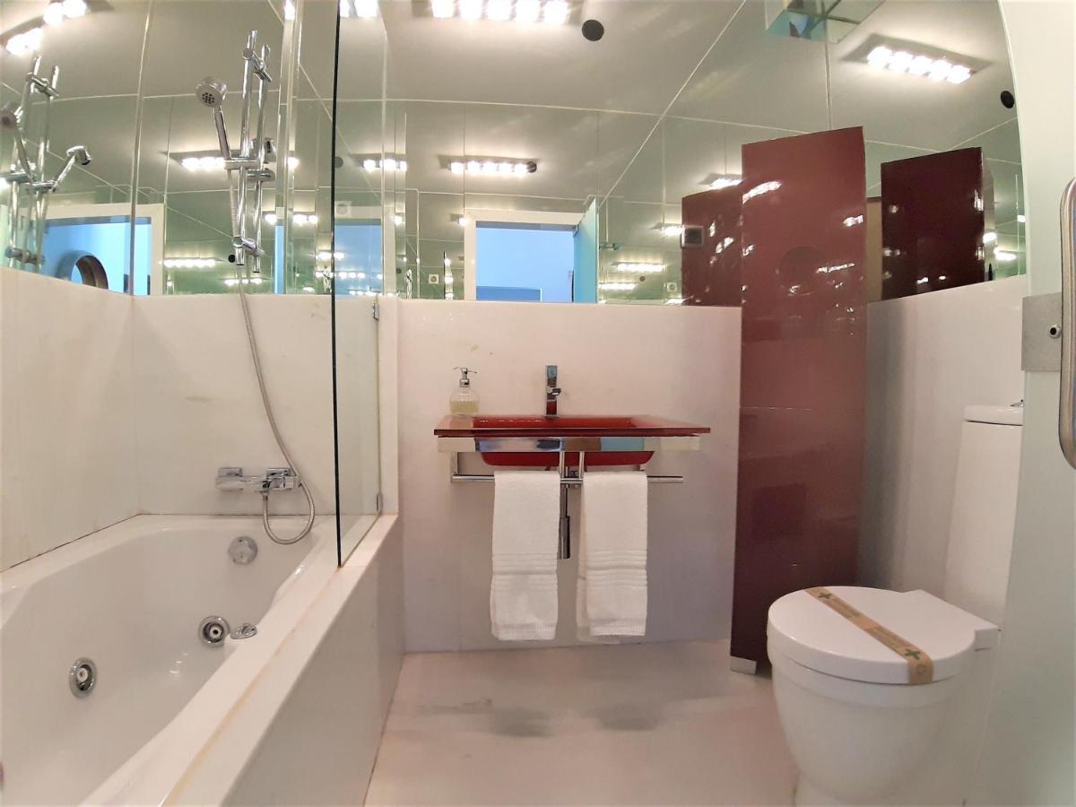 Potato Beach Apartment At Beach Front & Sea View 拉哥斯 外观 照片
